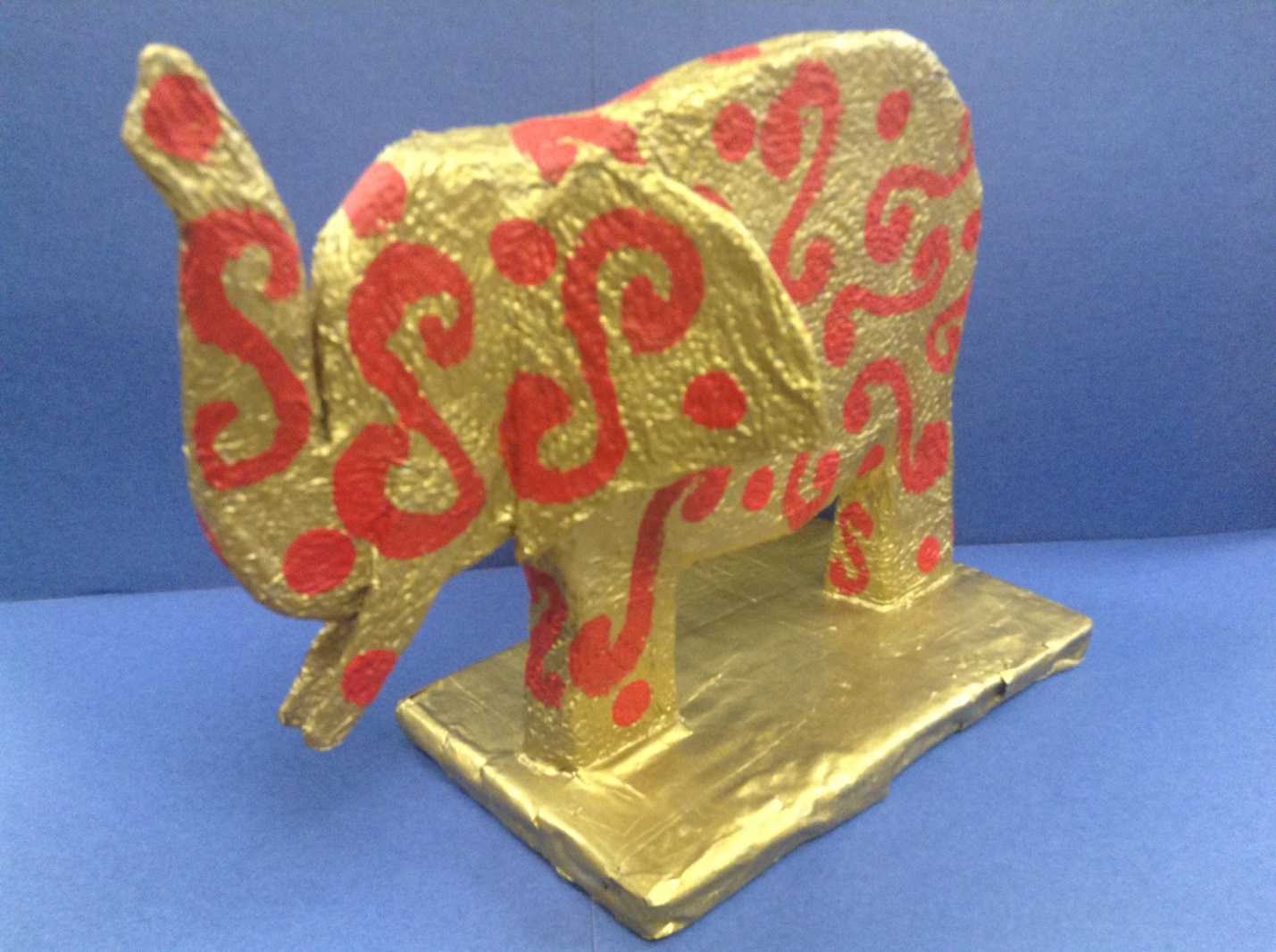 Mrs. Hamilton-Grant&#039;s finished product of the Elephant papier mâché  